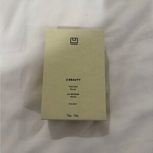 U Beauty Dry Brush NWT